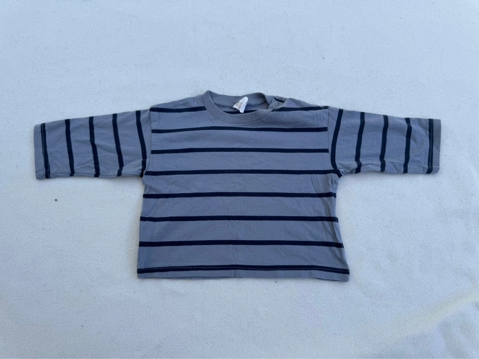 T-shirt manches longues H&M 6 mois gris rayé – Très bon état